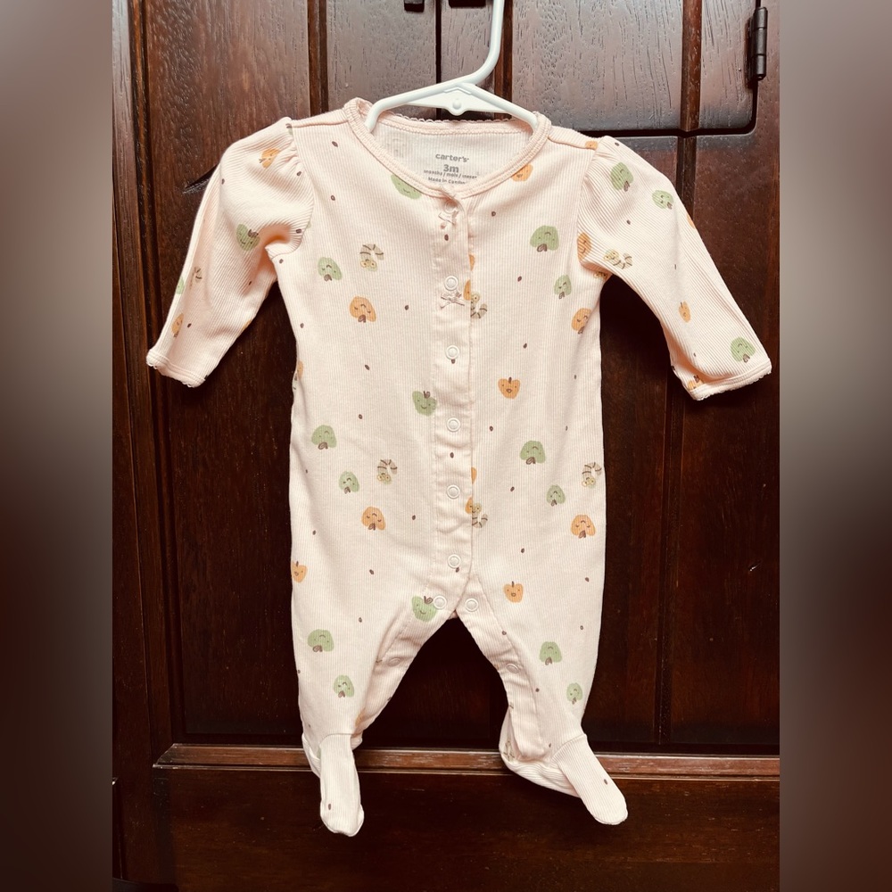 Carter's Girls' 1-Piece 100% Snug Fit
Footie Sleeper PJs Size 3M